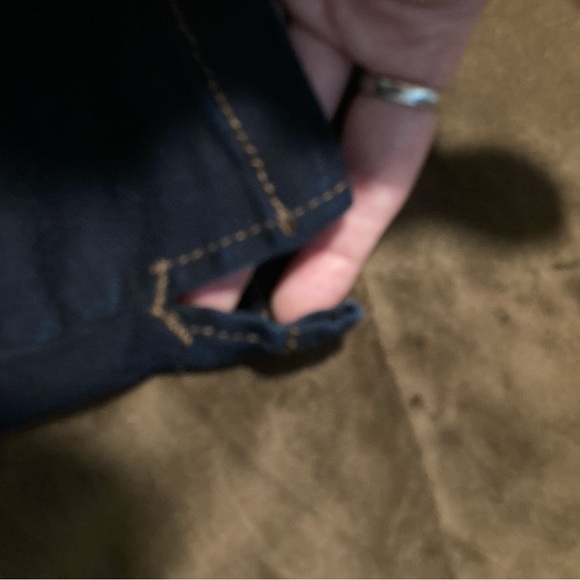 Curve Appeal brand, size 8/29, dark denim capris, stretchy and comfortable - Picture 7 of 12